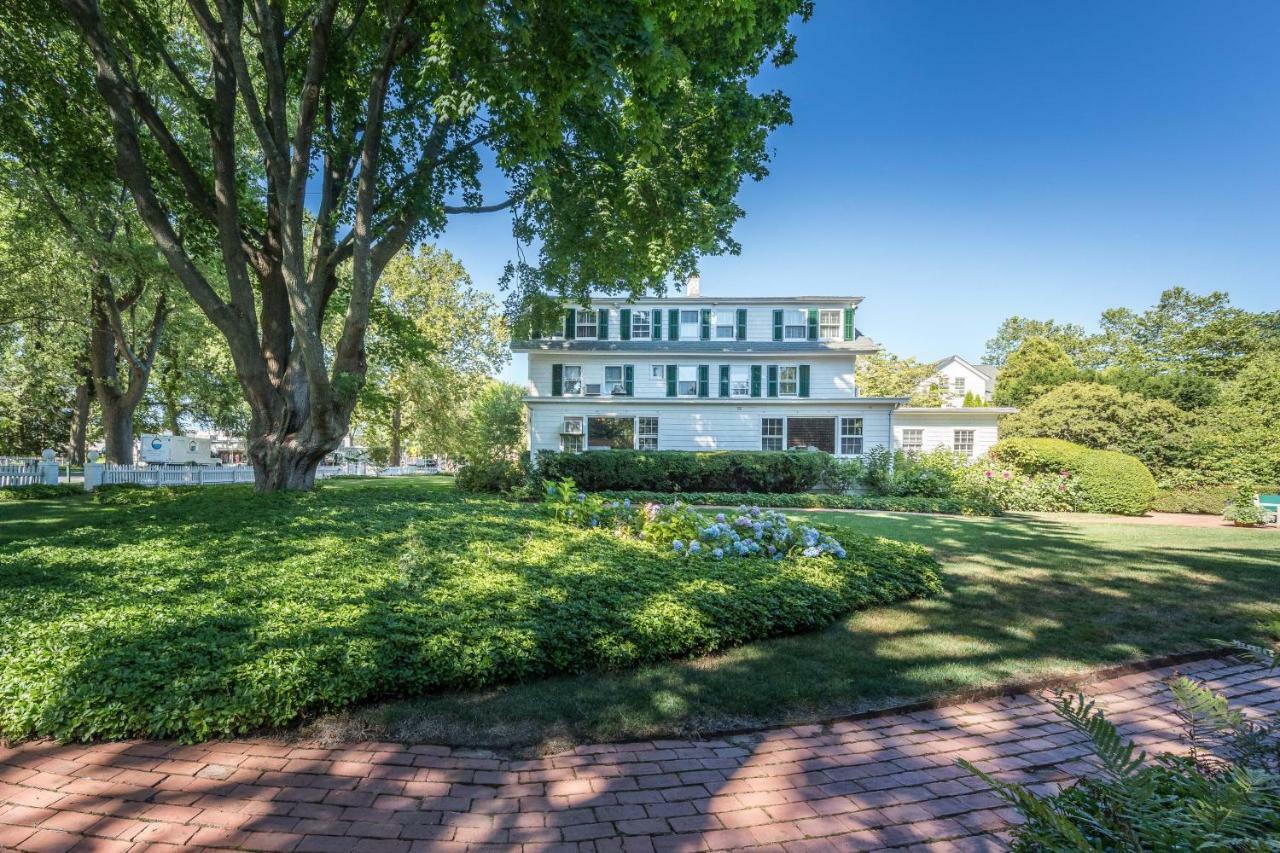The Huntting Inn East Hampton Exterior photo